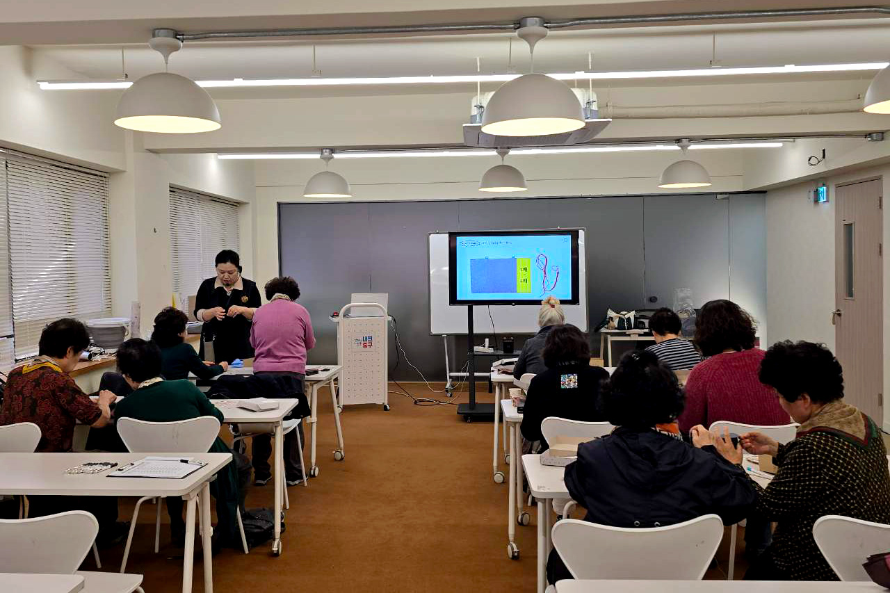 명동주민센터<br>워크숍 출강 | 시니어 | 2시간